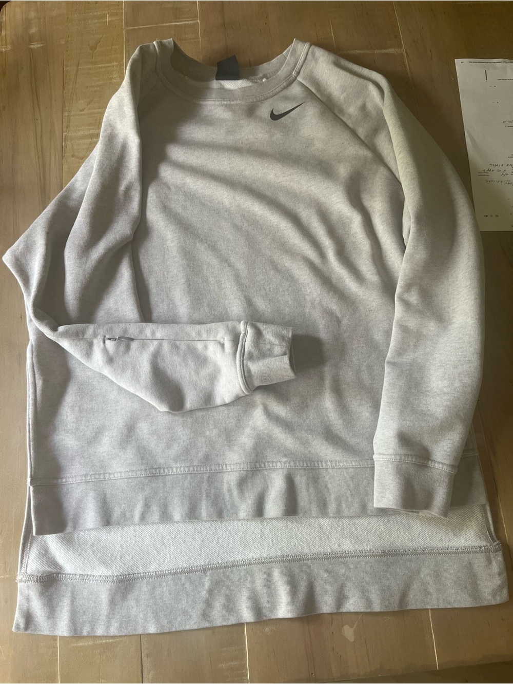 Nike Men’s Heather Light Gray Crewneck Sweatshirt